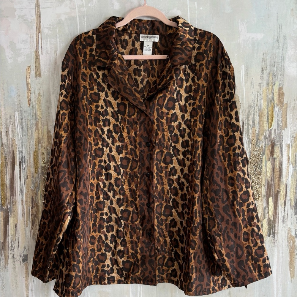 Bloomingdale's Leopard Print Set - Picture 2 of 4